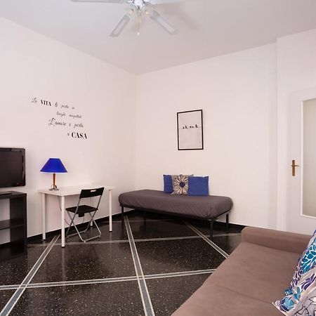 La Casetta Blu Генуя Экстерьер фото